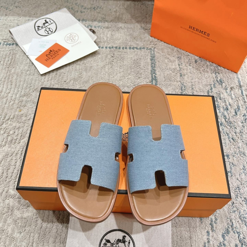 H**mes slippers